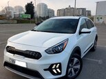 Kia Niro-1