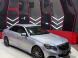 Mercedes E 220-3