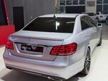 Mercedes E 220-12