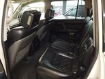 Toyota Land Cruiser-10