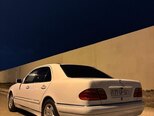 Mercedes E 220-7