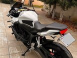 Honda CBR650R-8