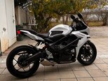 Honda CBR650R-10
