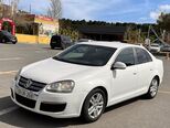 Volkswagen Jetta-1