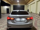 Hyundai Elantra-5
