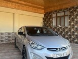 Hyundai Elantra-2