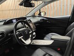 Toyota Prius-4