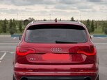 Audi Q7-4