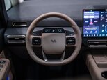 Li Auto Mega-15