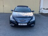 Hyundai Sonata-1