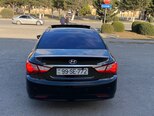Hyundai Sonata-11