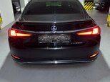 Lexus ES 300h-6