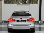 Kia Cerato-9