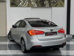 Kia Cerato-10