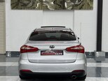 Kia Cerato-11