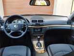 Mercedes E 200-10