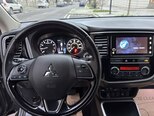 Mitsubishi Outlander-16