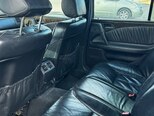 Mercedes E 230-10