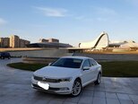 Volkswagen Passat-5