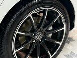 Mercedes E 300-8