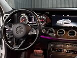 Mercedes E 300-19