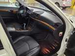 Mercedes E 200-11