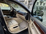 Volkswagen Touareg-13