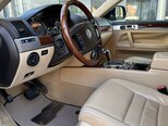 Volkswagen Touareg-11