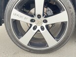 Volkswagen Touareg-5