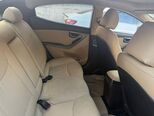 Hyundai Elantra-9