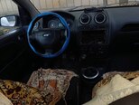 Ford Fiesta-4