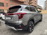 Kia Seltos-17