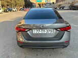 Nissan Sentra-4
