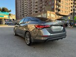 Nissan Sentra-5