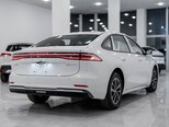 Geely Galaxy A7-8