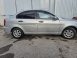 Hyundai Accent-4