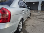 Hyundai Accent-5