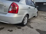 Hyundai Accent-11