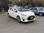 Toyota Aqua-2