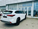 Toyota Highlander-3