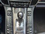 Porsche Panamera-8