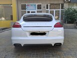 Porsche Panamera-5