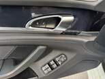 Porsche Panamera-17
