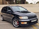 Mitsubishi Chariot-8