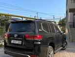 Toyota Land Cruiser-5