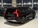 Kia EV9-8