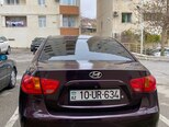 Hyundai Elantra-2