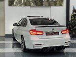 BMW 330-8
