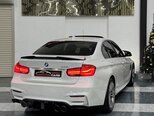 BMW 330-11