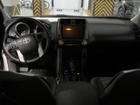 Toyota Land Cruiser Prado-6